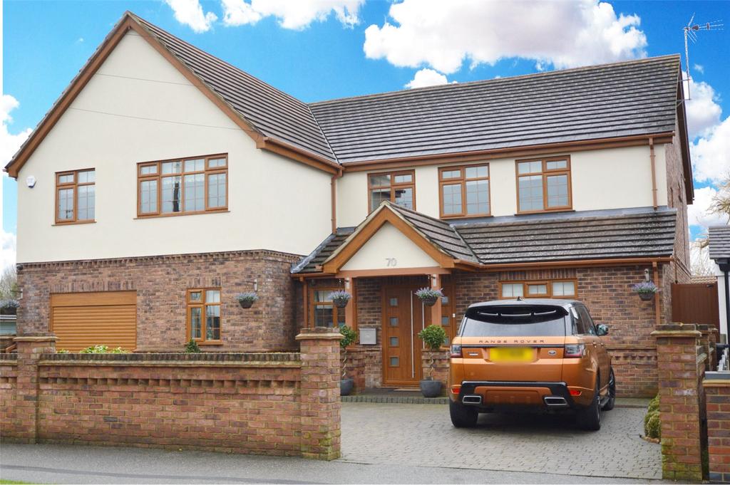 Wyatts Drive, SouthendOnSea, SS1 6 bed detached house £1,200,000