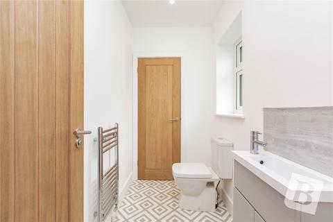 2a Beech Hall Road, London, E4 9NX