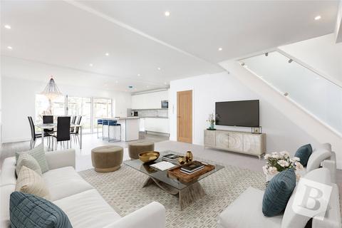 2a Beech Hall Road, London, E4 9NX