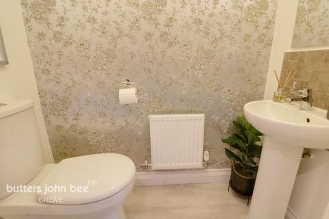 16 Badens Croft Road, Shavington, Crewe, CW2 5UA