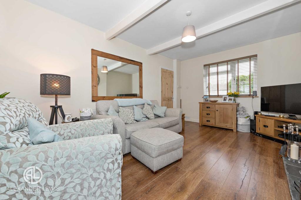 Bursland, Letchworth Garden City, SG6 4UY 3 bed end of terrace house