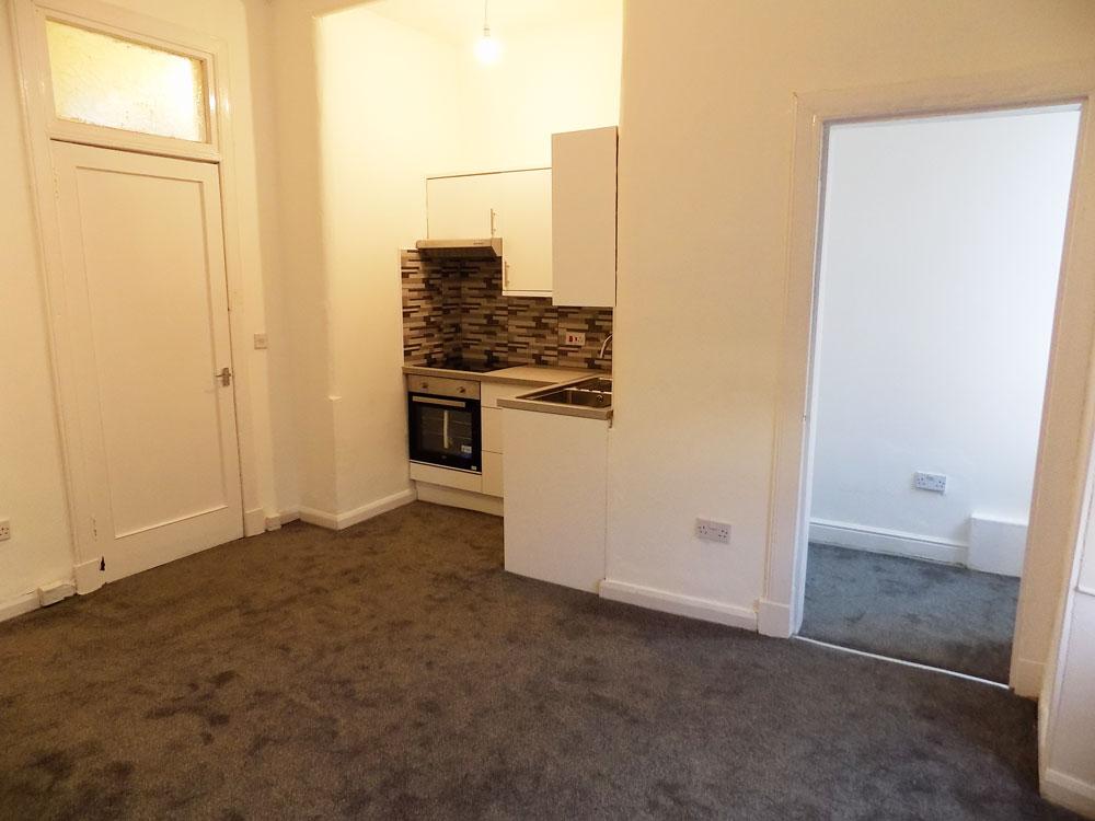 Lounge/Kitchen