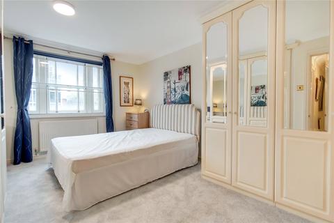 2 bedroom flat to rent - Royal Belgrave House, Hugh Street, London