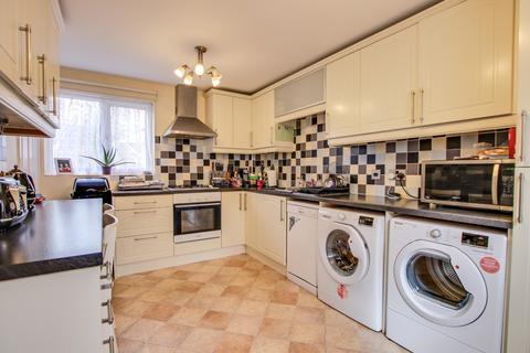 22 Squirrel Drive, Southampton, SO19 8SY