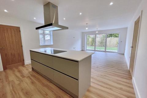 31a Woolsbridge Road, St Leonards, Ringwood, BH24 2LS