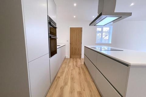 31a Woolsbridge Road, St Leonards, Ringwood, BH24 2LS