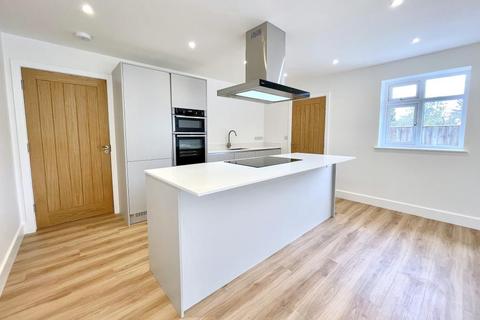 31a Woolsbridge Road, St Leonards, Ringwood, BH24 2LS