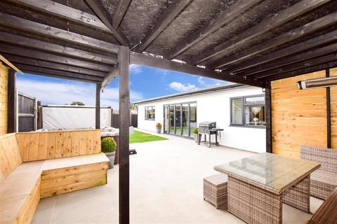 170 Bradstow Way, Broadstairs, CT10 1AX