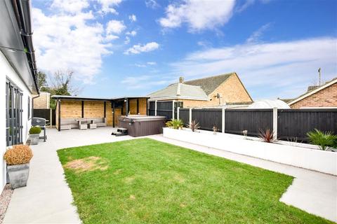170 Bradstow Way, Broadstairs, CT10 1AX