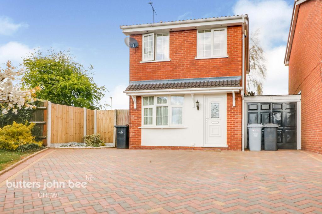 Sheringham Drive, Crewe 2 bed link detached house £150,000