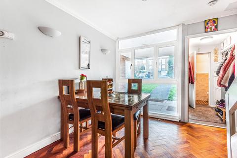 14 Speldhurst Close, Bromley, BR2 9DT