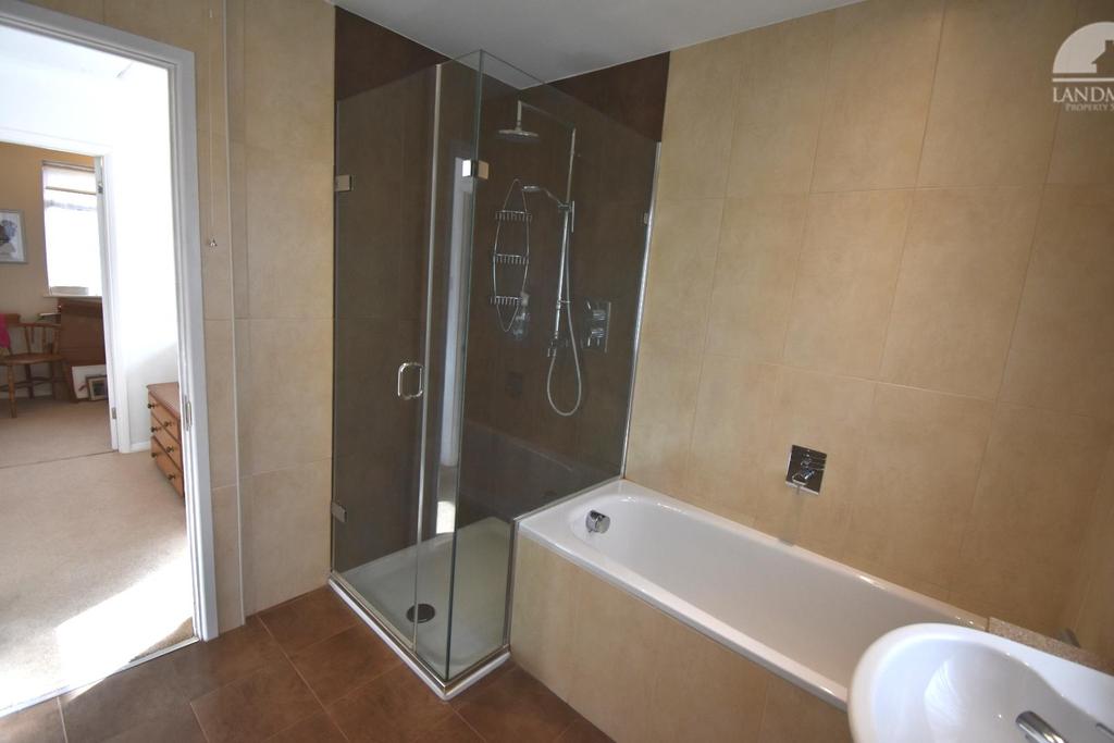 Family bathroom