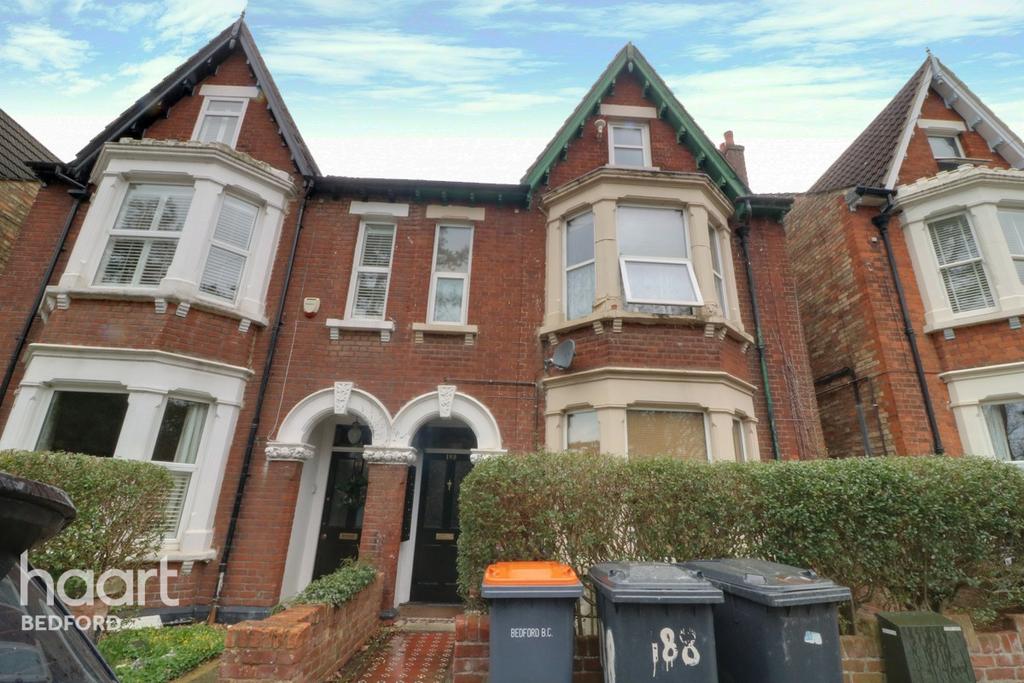 Foster Hill Road, BEDFORD 5 bed semidetached house £550,000