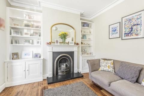 11 Midmoor Road, London, SW12 0EW