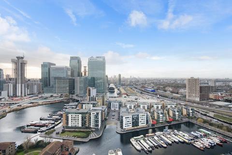 2 bedroom apartment to rent, Charrington Tower, New Providence Wharf, London, E14