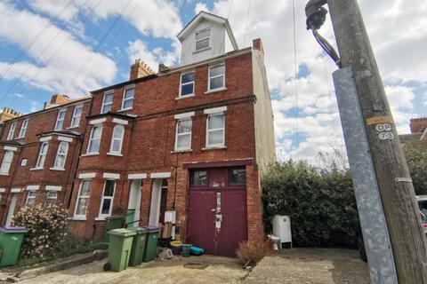 2 bedroom maisonette to rent, Trimworth Road, Folkestone, CT19