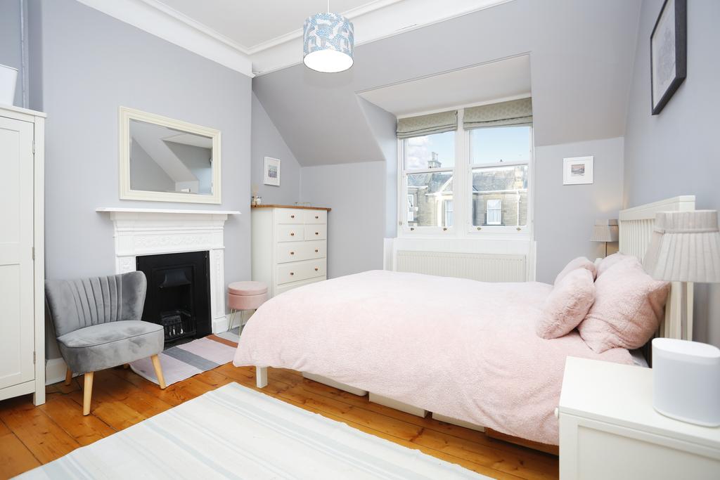 Double Bedroom 1