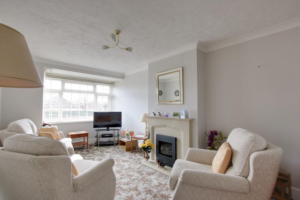 THE CROSSWAY, PORTCHESTER 2 bed semidetached bungalow £289,950
