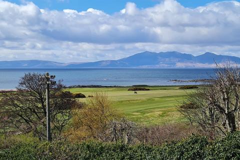 31 Fullerton Drive, Seamill, West Kilbride, KA23 9HS