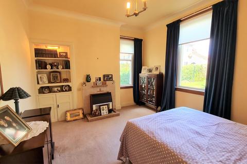 31 Fullerton Drive, Seamill, West Kilbride, KA23 9HS