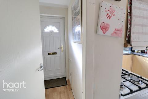 13 Felton Close, Luton, LU2 9TD