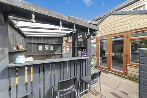 5 Bradley Fold, Lees, Oldham, OL4 3FN
