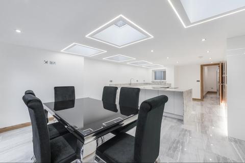 19 Ravenshaw Street, London, NW6 1NP
