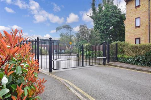 20 Ludford Close, Croydon, CR0 4BY