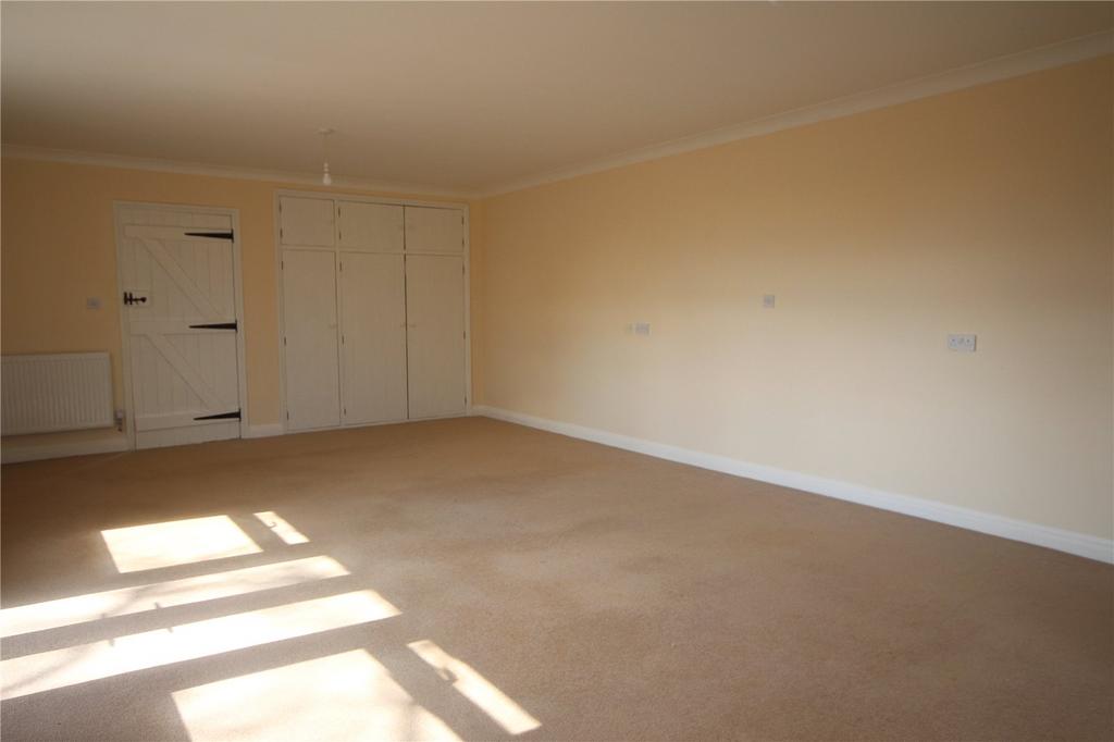 Bed 4/Annexe Room