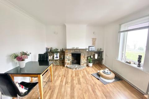 2 bedroom apartment to rent, Alder Wood Road, West Cross, Swansea