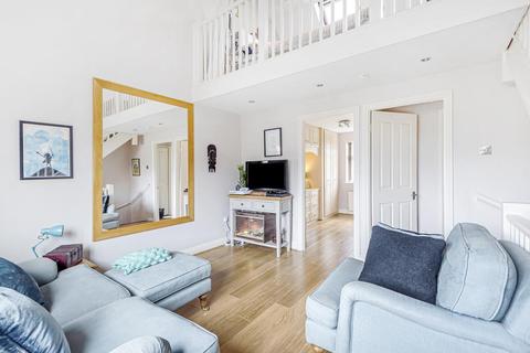 8 Campden Close, Witney, OX28 5YH