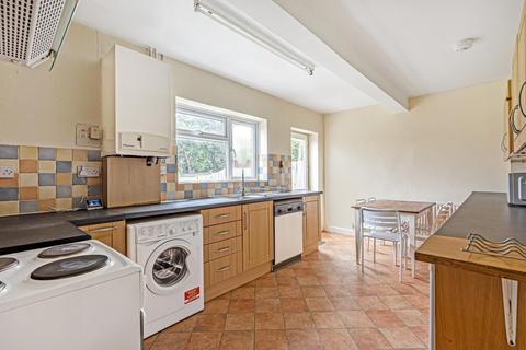 7 Downing Avenue, Guildford, GU2 7SY