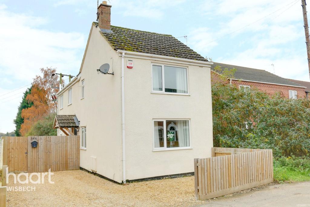 Elm Low Road, Wisbech 3 bed detached house £180,000