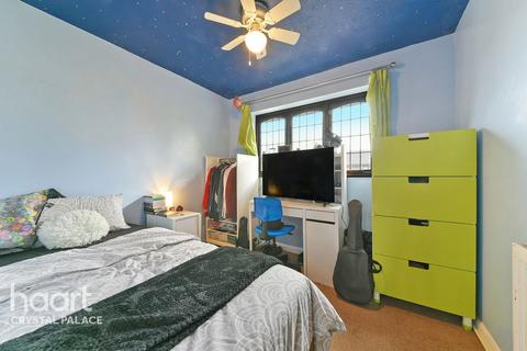 21 Littlebrook Close, Croydon, CR0 7SZ