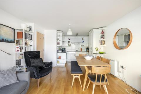 Flat 12, Flanders House, 12 Defoe Road, London, N16 0EG