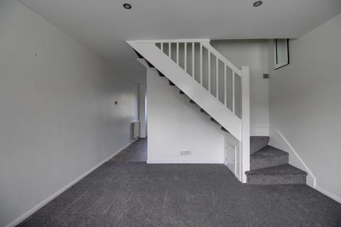 2 bedroom house to rent, Grassymead, Titchfield Common