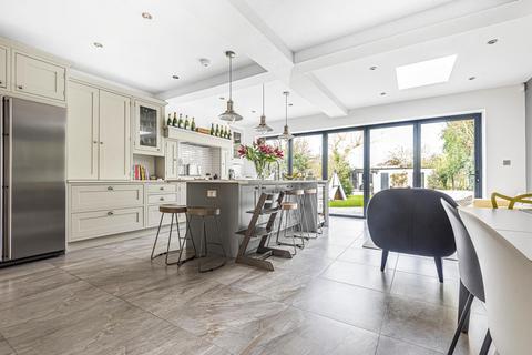 54 Ember Lane, Esher, KT10 8EP