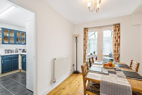 43 Broadmanor, Pocklington, York, YO42 2GA
