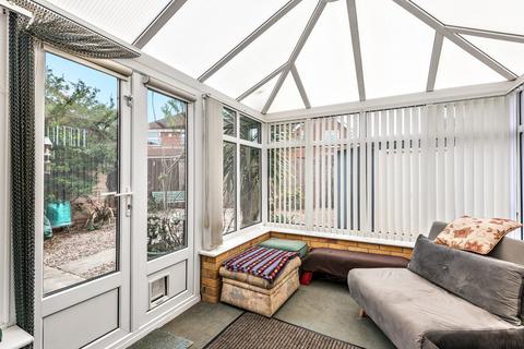 43 Broadmanor, Pocklington, York, YO42 2GA