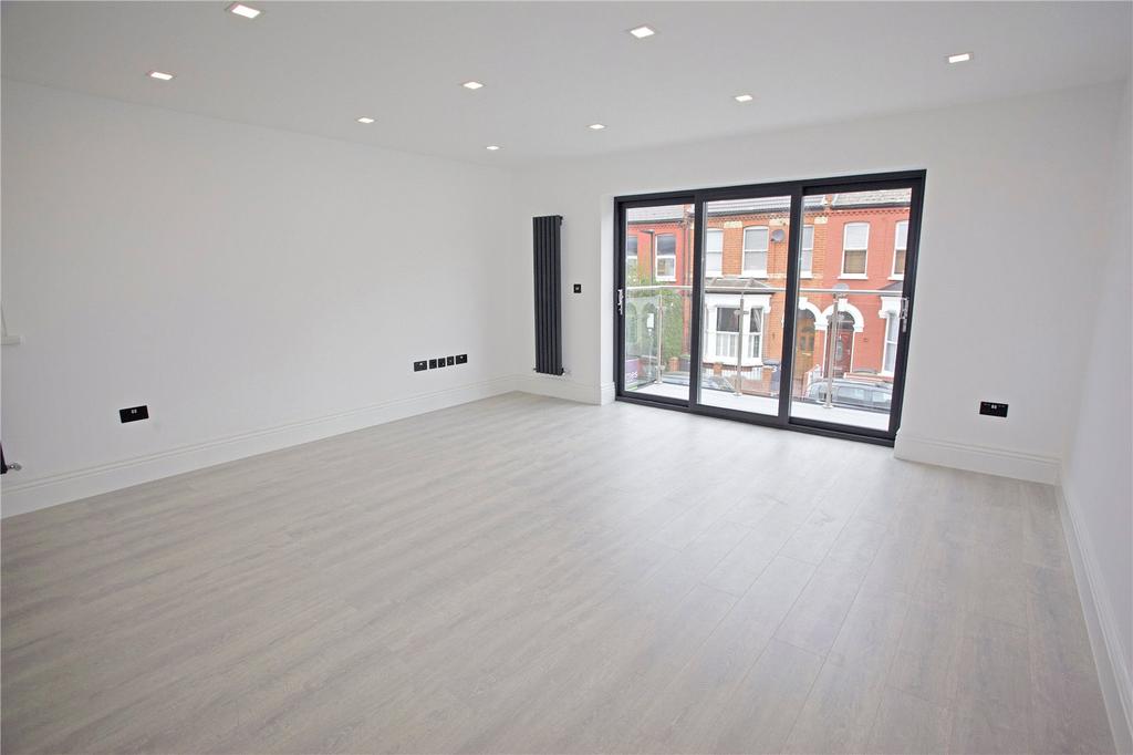 Greyhound Road, Tottenham, London, N17 2 bed apartment for sale £415,000