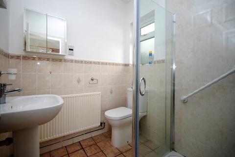 15 Fonmon Road, Rhoose, Barry, CF62 3DZ