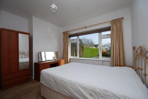 15 Fonmon Road, Rhoose, Barry, CF62 3DZ