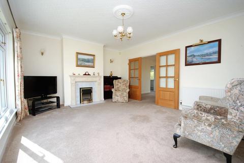 15 Fonmon Road, Rhoose, Barry, CF62 3DZ
