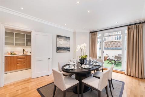 4 bedroom terraced house to rent, St. Michael's Mews, Belgravia, London, SW1W