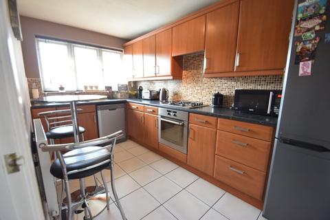 27 Bryn Henfaes, Bridgend, CF31 5EW