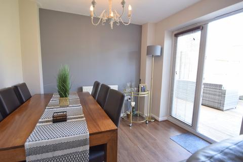 27 Bryn Henfaes, Bridgend, CF31 5EW