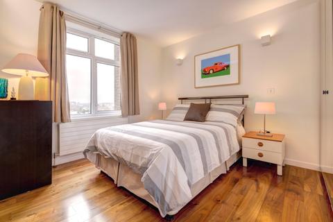 Flat 27, Abbotsbury House Abbotsbury Road, London, W14 8EN