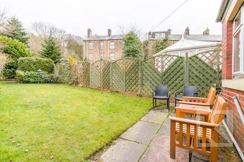 8 Rumbles Lane, Delph, Oldham, OL3 5EL