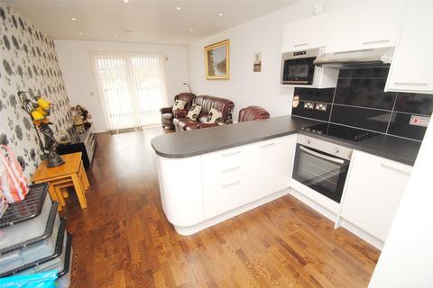 100 Mill Road, Aveley, South Ockendon, RM15 4SR