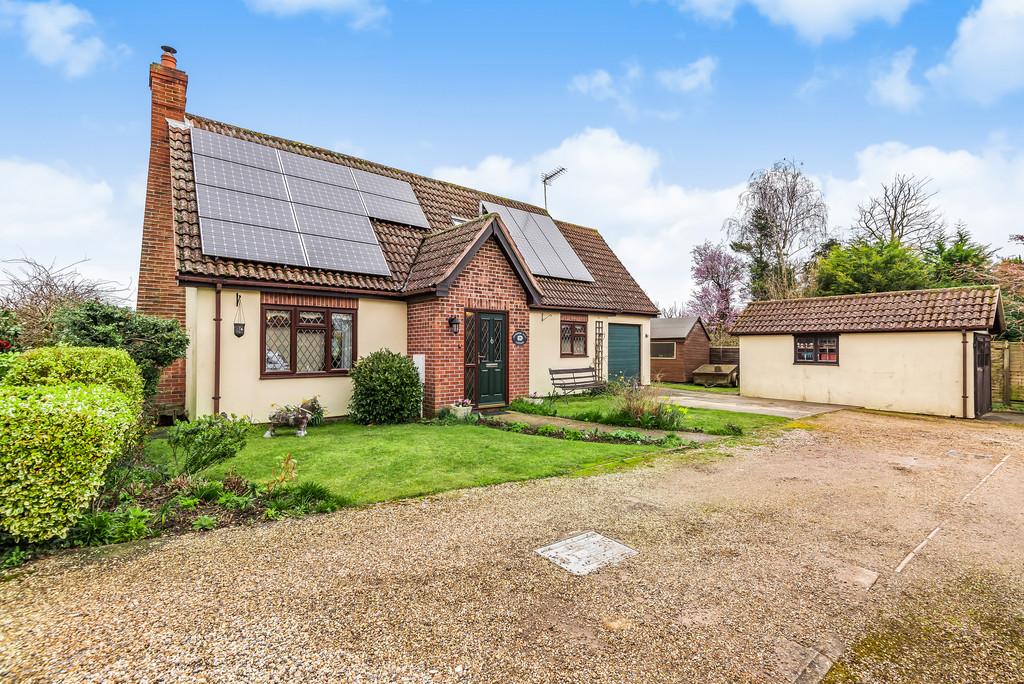 The Green, Harleston 3 bed chalet £425,000